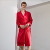 1 stk 19 momme brugerdefinerede lange satin silkekåber til mænds søvntøj fra China tøjproducent 