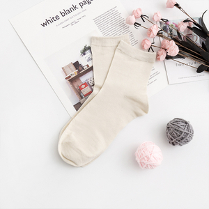 Kinesisk leverandør Dame bedste silkestrømper Sort Hvid åndbare sokker til alle årstider